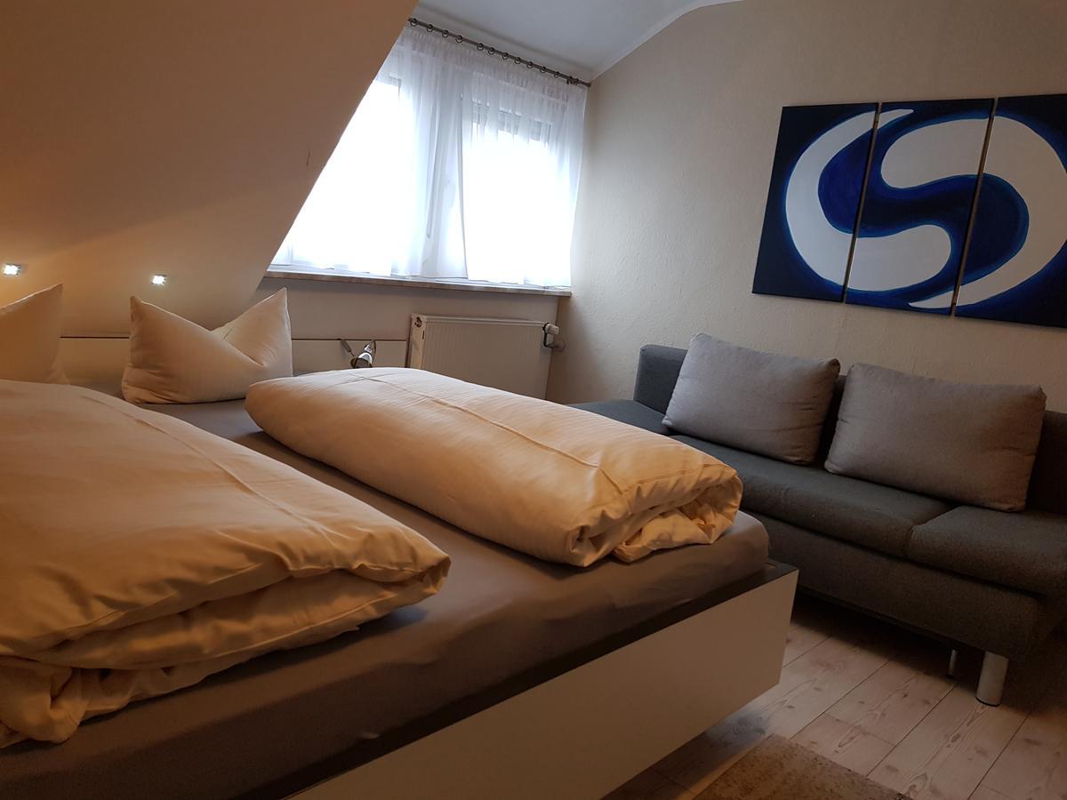 Hotel Garni Und Apartments Zur Krone Hilpoltstein Esterno foto